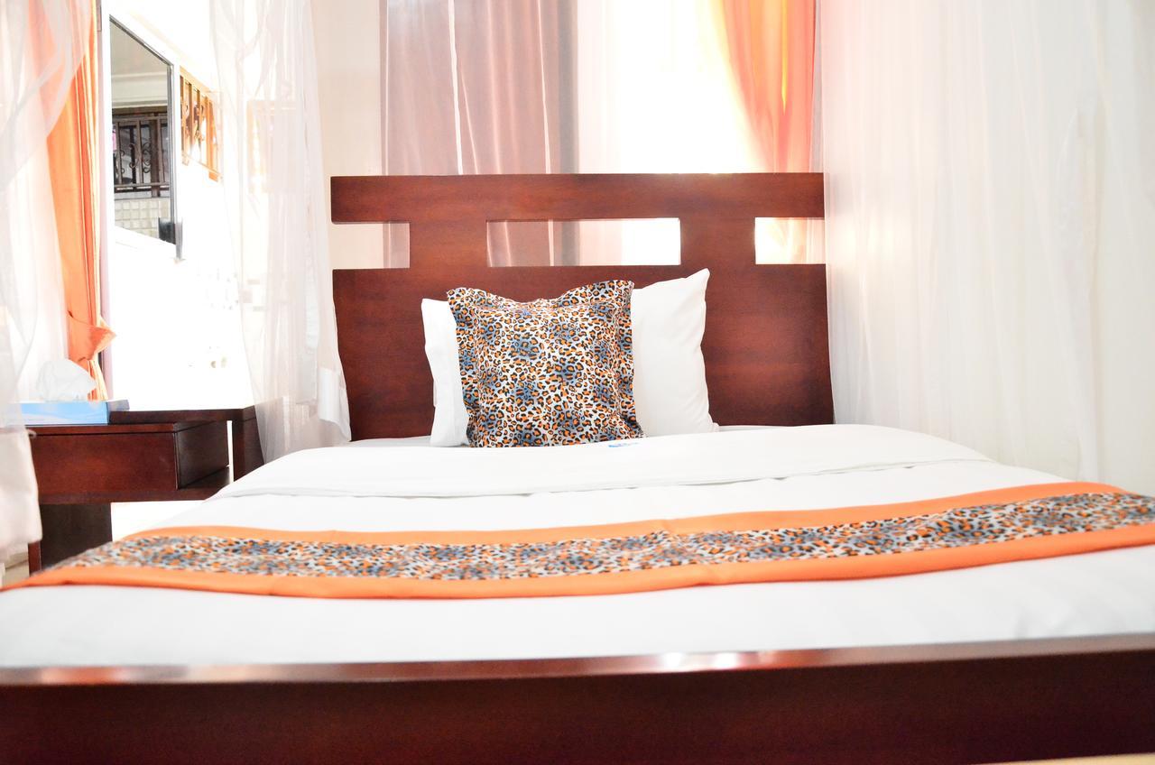 Sheevy"S Bed N Breakfast Fort Portal Экстерьер фото